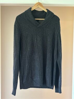 Quinn Men's Turtleneck Cable Knit Sweater - Charcoal Gray 100% Cashmere